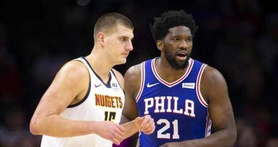 在现代足球 在现代足球