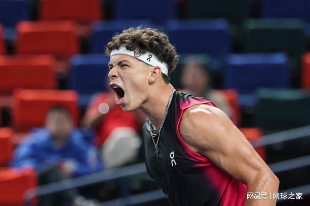 赢得主场球 赢得主场球